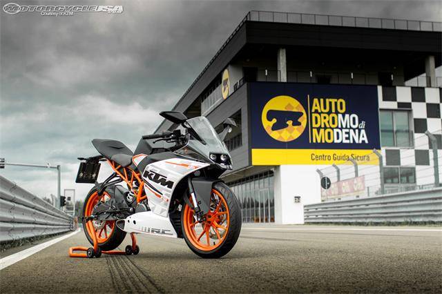 KTM RC390 รถแข่งแนว STREET RACE