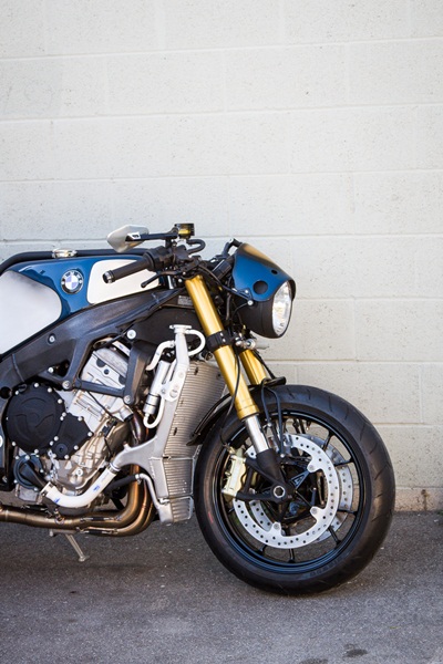 THE 4CYL ( BMW S1000R ) ฟีลใหม่แห่งคัสต้อมไบค์สัญชาติเยอรมัน