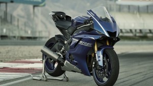 รุ่นและราคา Yamaha YZF-R6 ปี 2017 สปอร์ตไบค์ 700 ซีซี