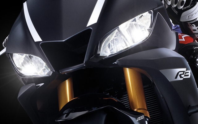 รุ่นและราคา Yamaha YZF-R3 ในปี 2020 สปอร์ตไบค์สายพันธุ์ R-Series
