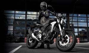 รุ่นและราคา CB300R ในปี 2020 บิ๊กไบค์ทรงสปอร์ต คาเฟ่