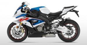 รุ่นและราคา BMW S1000RR เท่ ล้ำสมัย ทะยานสู่ท้องถนนอย่างดุดัน