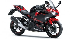 รุ่นและราคา kawasaki ninja 400 สีแดง