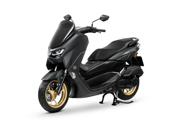 All New Yamaha NMAX 155 (ยามาฮ่า เอ็นแม็กซ์ 155) ในปี 2020 สีเทา