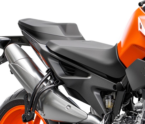 รุ่นและราคา KTM 790 DUKE 2021 ราคาเปิดตัวที่ 399,800 บาท.